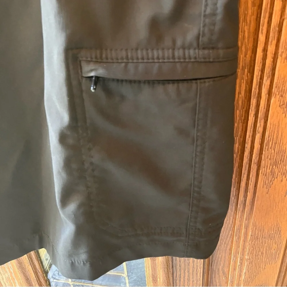 Chaps Golf 78 Men's Black‎ Cargo Shorts with side zipper pockets size 40 - Picture 2 of 10